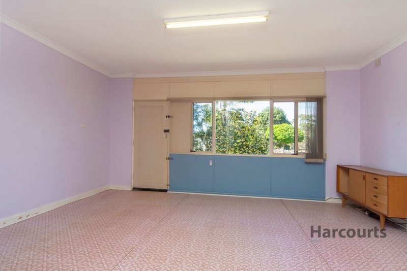 Photo - 1 Almond Grove, Morphett Vale SA 5162 - Image 7