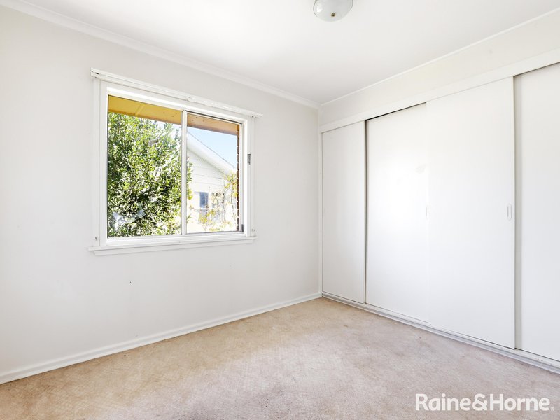 Photo - 1 Aloota Street, South Bathurst NSW 2795 - Image 11