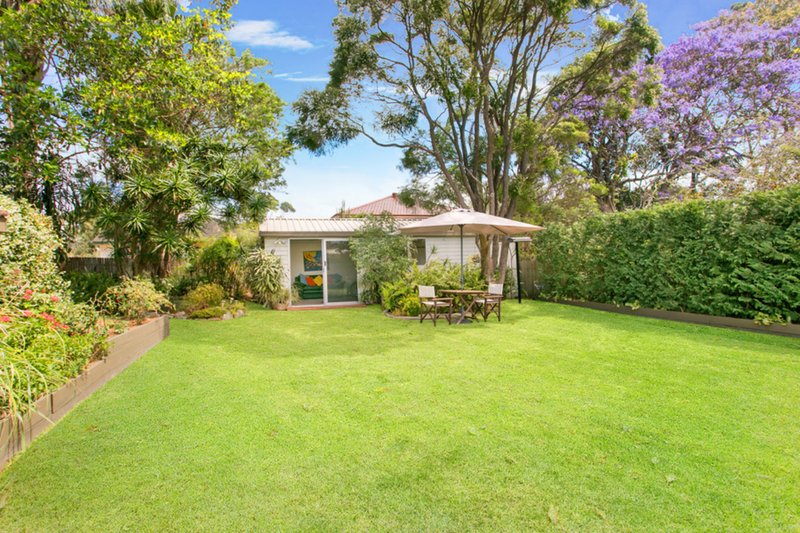 Photo - 1 Amourin Street, North Manly NSW 2100 - Image 4