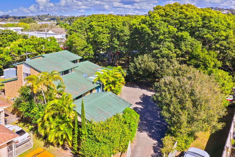 Photo - 1 and 2 / 39 Hazeltine Court, Maroochydore QLD 4558 - Image 5