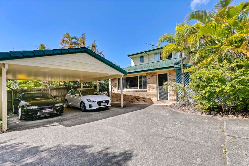 Photo - 1 and 2 / 39 Hazeltine Court, Maroochydore QLD 4558 - Image 6