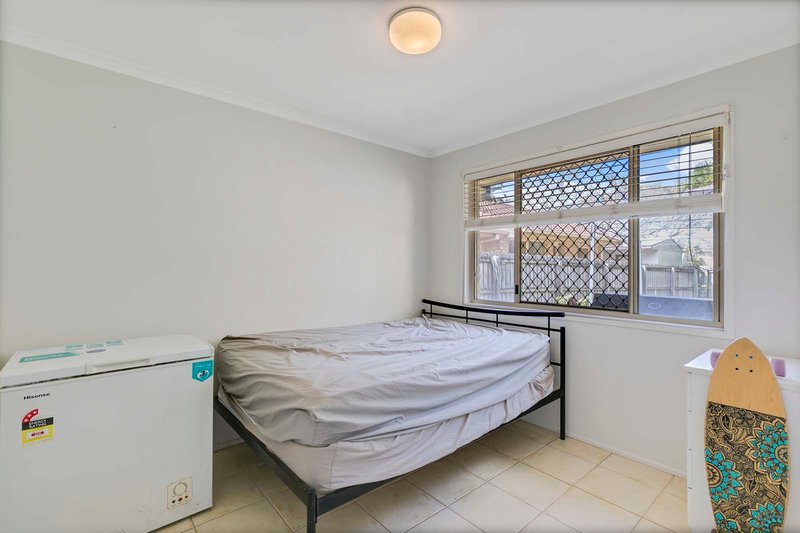 Photo - 1 and 2 / 39 Hazeltine Court, Maroochydore QLD 4558 - Image 15