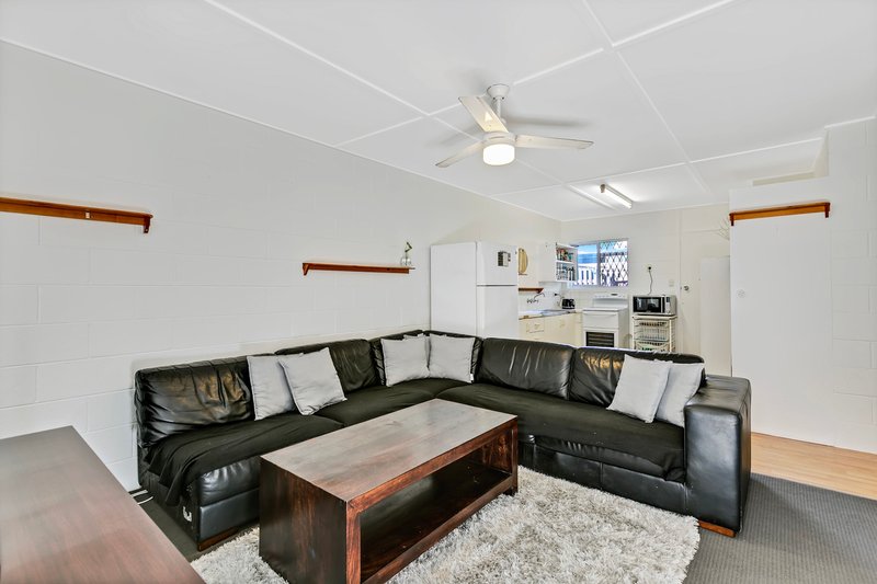 Photo - 1 and 2/16 Thomas Street, Maroochydore QLD 4558 - Image 5