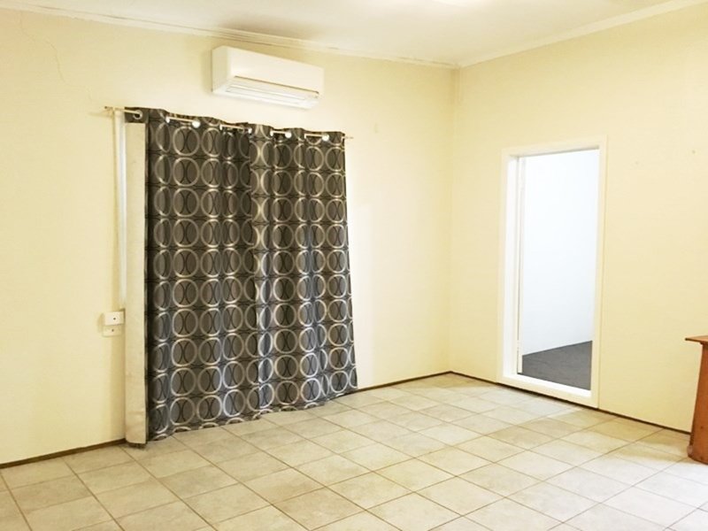 Photo - 1 and 2/26 Dempsey Street, Mount Isa QLD 4825 - Image 4