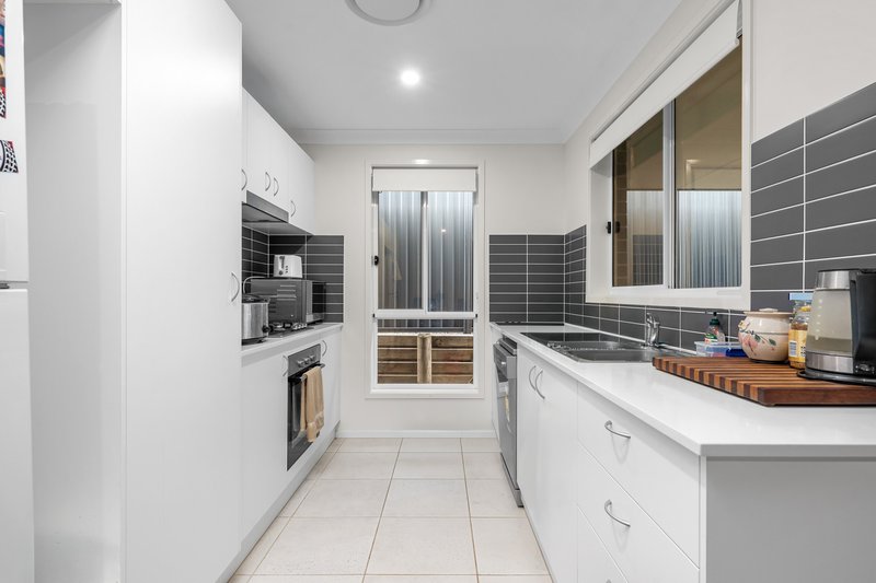 Photo - 1 and 2/29 Bangalay Street, Heddon Greta NSW 2321 - Image 2