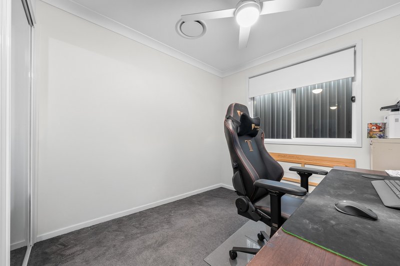 Photo - 1 and 2/29 Bangalay Street, Heddon Greta NSW 2321 - Image 6