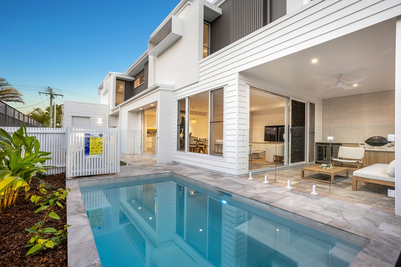 Photo - 1 and 2/42 Allambie Street, Maroochydore QLD 4558 - Image 8