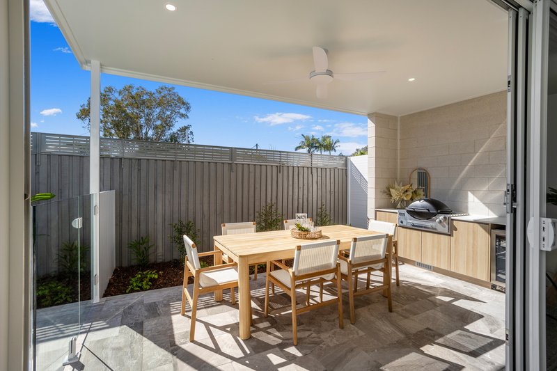 Photo - 1 and 2/42 Allambie Street, Maroochydore QLD 4558 - Image 9