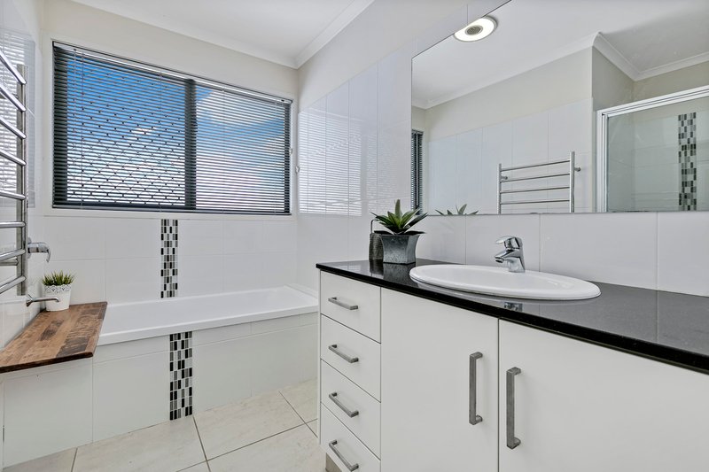 Photo - 1 and 2/43 Ridge Road, Maroochydore QLD 4558 - Image 4