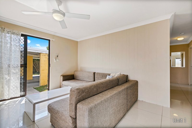 Photo - 1 and 2/5 Allambie Court, Buddina QLD 4575 - Image 10