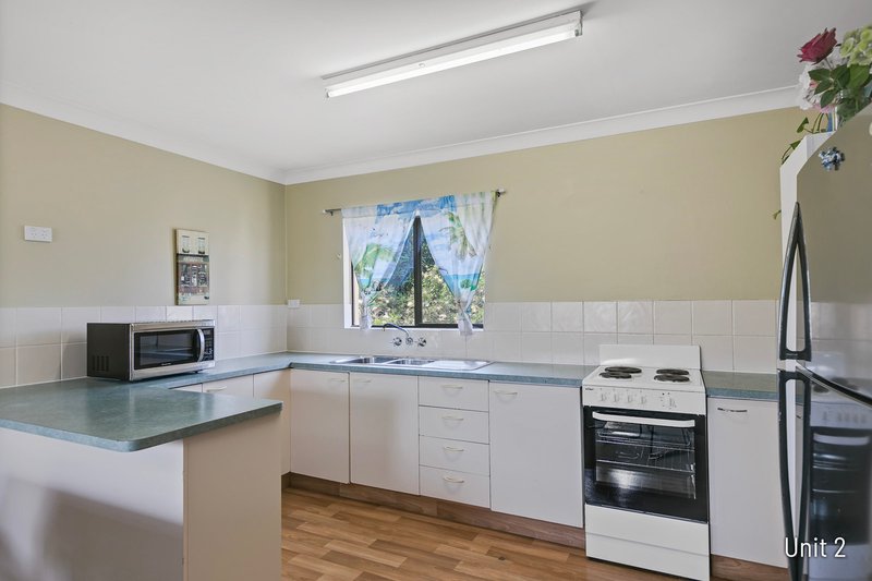 Photo - 1 and 2/5 Allambie Court, Buddina QLD 4575 - Image 13