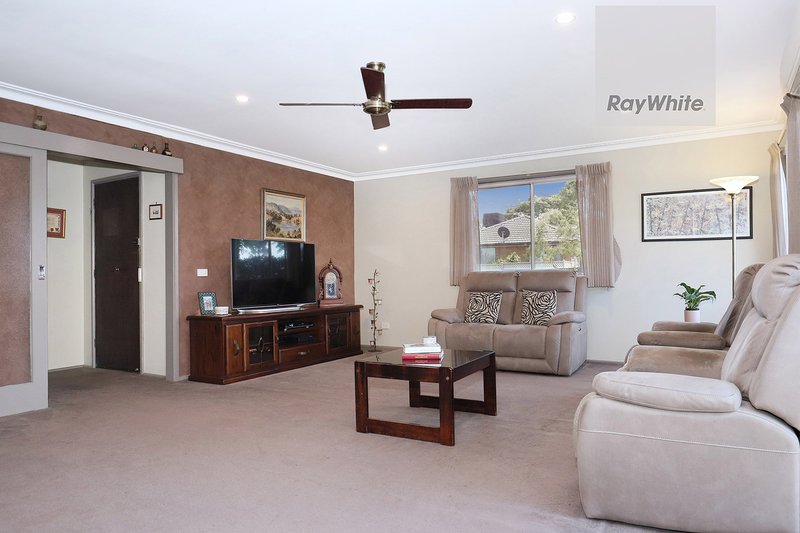 Photo - 1 Andlon Court, Tullamarine VIC 3043 - Image 4