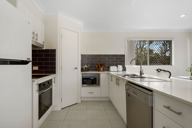 Photo - 1 Andrew Place, Marsden QLD 4132 - Image 6