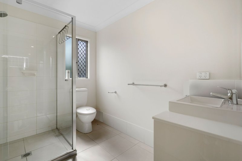 Photo - 1 Andrew Place, Marsden QLD 4132 - Image 10