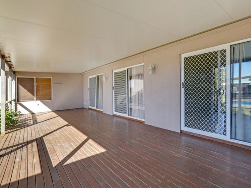 Photo - 1 Angela Boulevard, Mount Isa QLD 4825 - Image 12