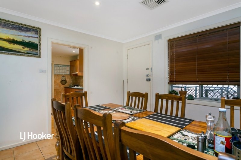 Photo - 1 Ansbert Street, Christie Downs SA 5164 - Image 5