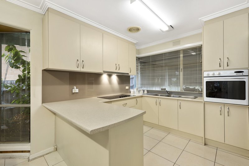 Photo - 1 Apex Crescent, Bulleen VIC 3105 - Image 6