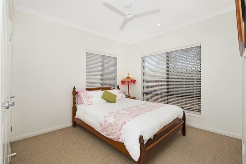 Photo - 1 Appleby Close, North Lakes QLD 4509 - Image 9