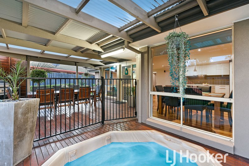 Photo - 1 Applewood Place, Narre Warren South VIC 3805 - Image 15