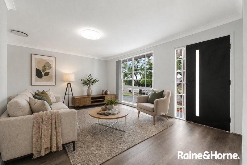 Photo - 1 Aquilina Drive, Plumpton NSW 2761 - Image 2