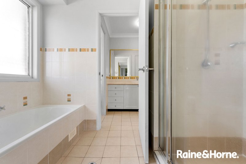Photo - 1 Aquilina Drive, Plumpton NSW 2761 - Image 6