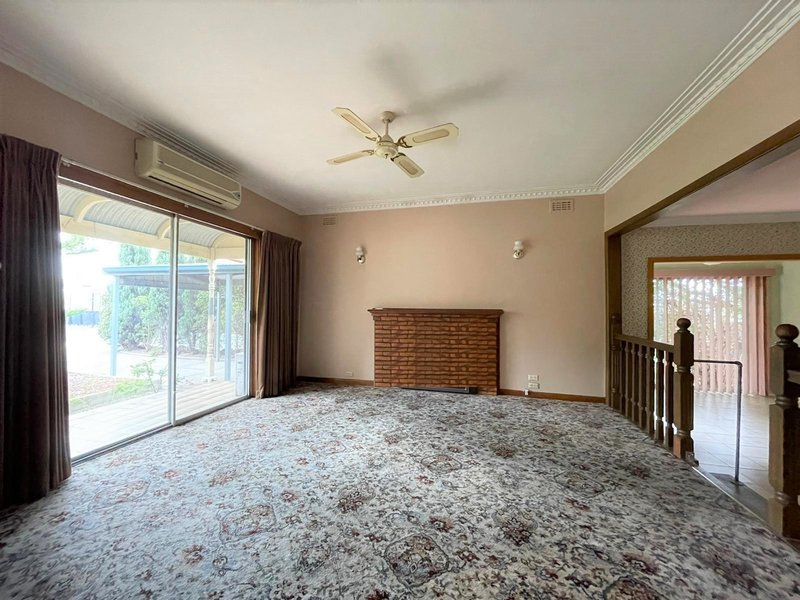 Photo - 1 Arbor Street, Reservoir VIC 3073 - Image 2