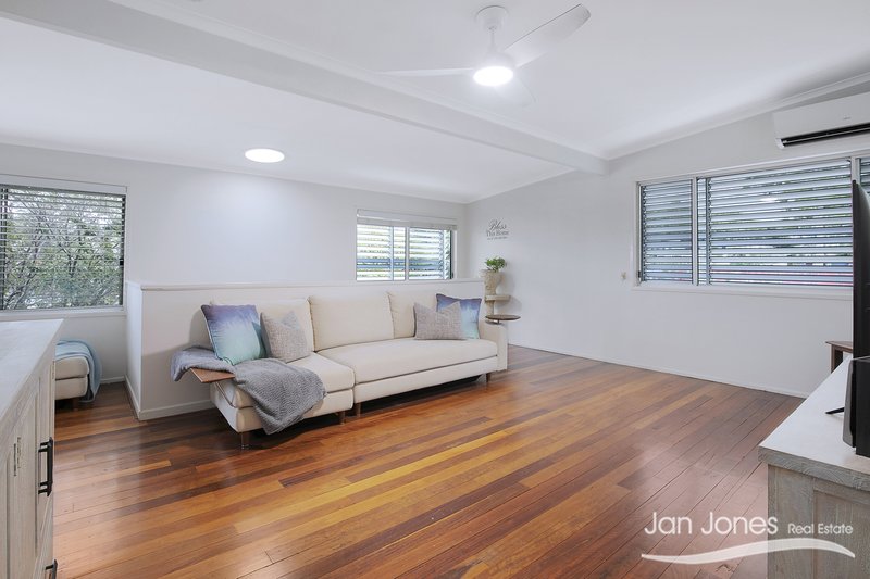 Photo - 1 Arcadia Crescent, Kippa-Ring QLD 4021 - Image 8