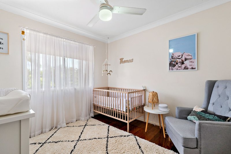 Photo - 1 Arran Court, Strathpine QLD 4500 - Image 6