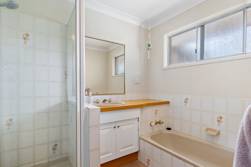 Photo - 1 Arran Court, Strathpine QLD 4500 - Image 7