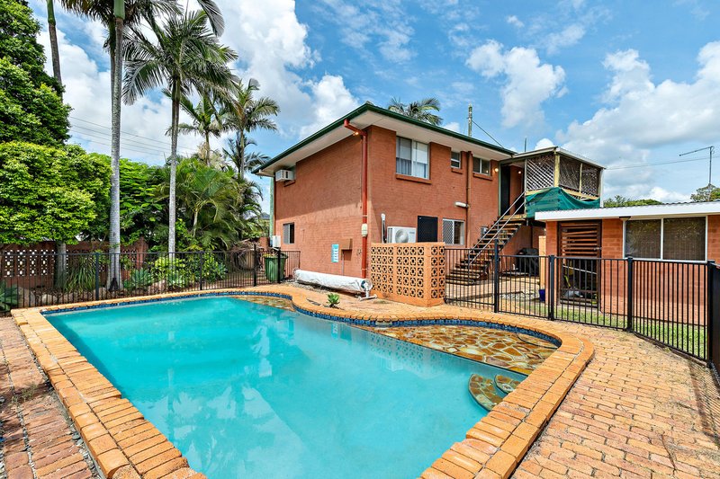 Photo - 1 Arran Court, Strathpine QLD 4500 - Image 14