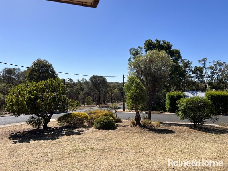 Photo - 1 Arthur Street, Darkan WA 6392 - Image 11