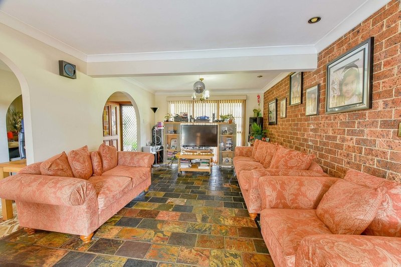 Photo - 1 Aseki Avenue, Glenfield NSW 2167 - Image 4