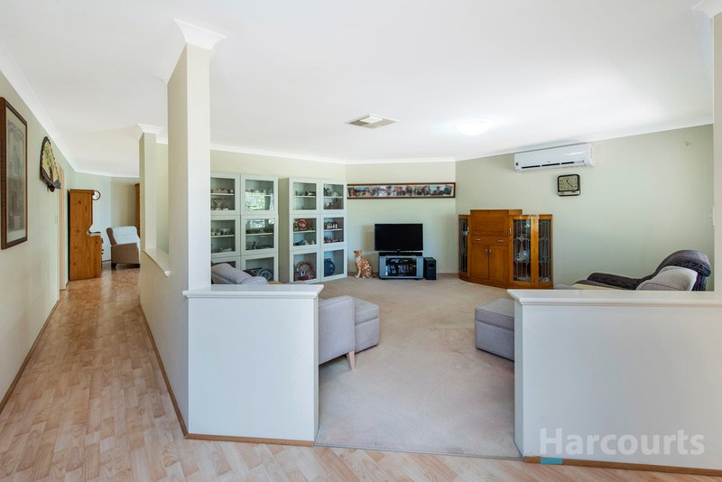 Photo - 1 Ashurst Way, Hocking WA 6065 - Image 4