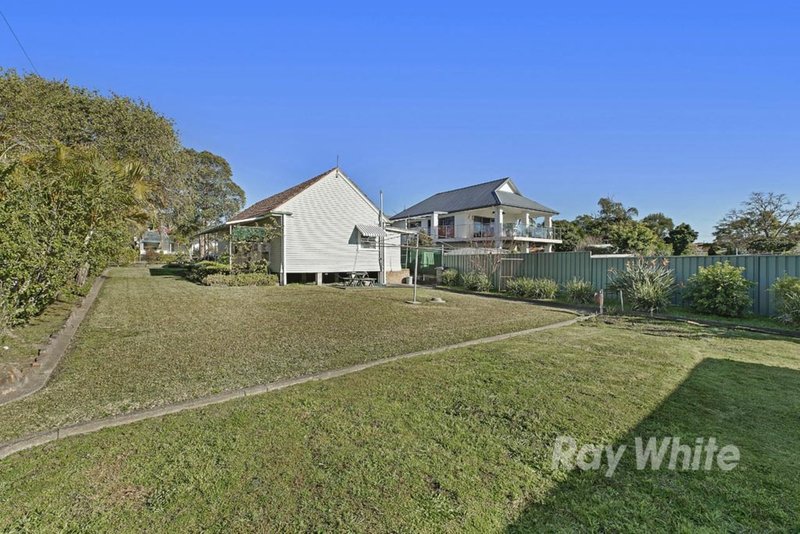 Photo - 1 Aspinall Street, Booragul NSW 2284 - Image 6