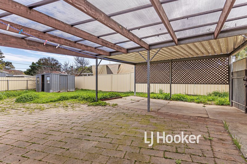 Photo - 1 Athalie Avenue, Parafield Gardens SA 5107 - Image 14