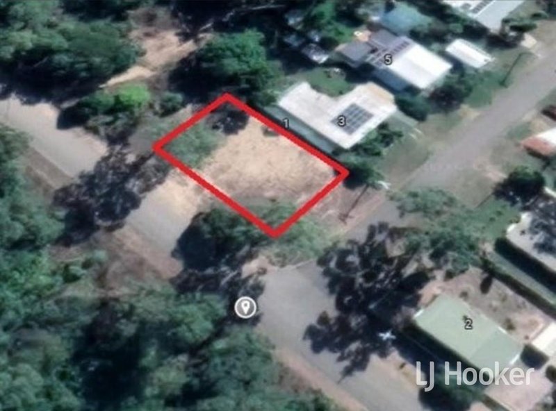 Photo - 1 Atoll Street, Saunders Beach QLD 4818 - Image 3