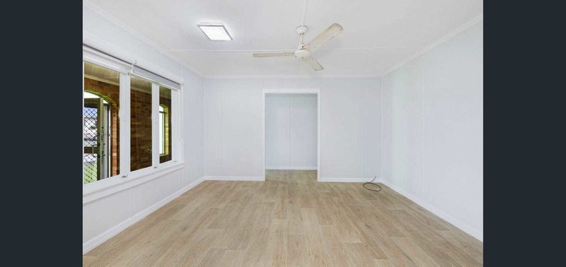 Photo - 1 Auer Street, Kepnock QLD 4670 - Image 4