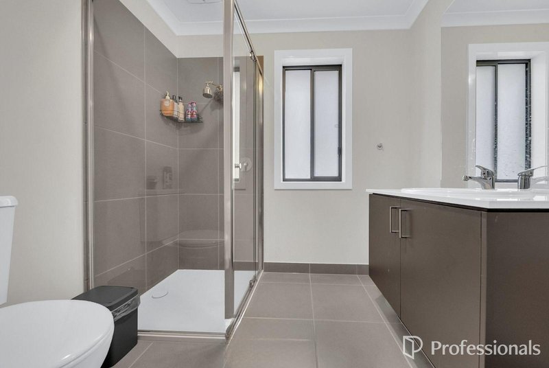 Photo - 1 Auty Way, Clyde North VIC 3978 - Image 8