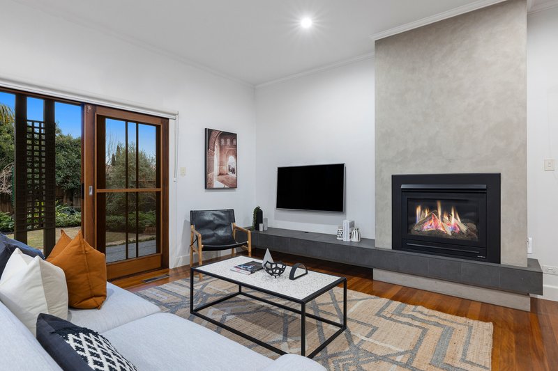 Photo - 1 Axelton Street, Cheltenham VIC 3192 - Image 5