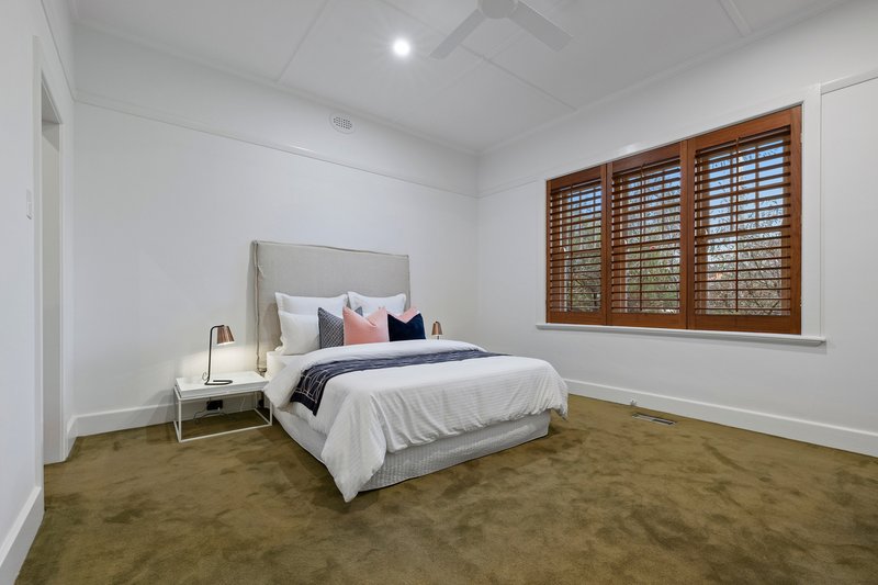 Photo - 1 Axelton Street, Cheltenham VIC 3192 - Image 12