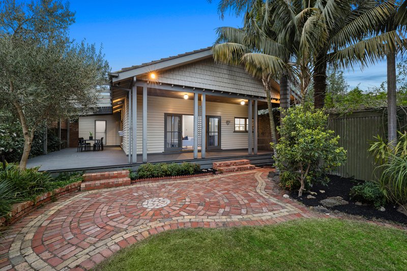 Photo - 1 Axelton Street, Cheltenham VIC 3192 - Image 17