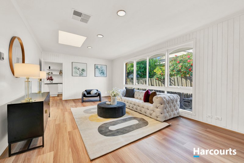 Photo - 1 Ballina Terrace, Vermont South VIC 3133 - Image 3