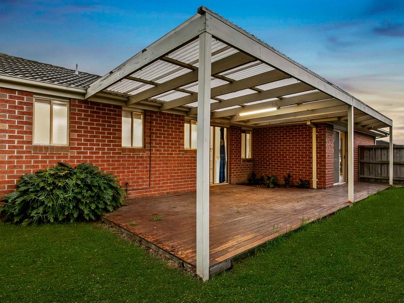 Photo - 1 Balmaceda Court, Berwick VIC 3806 - Image 10