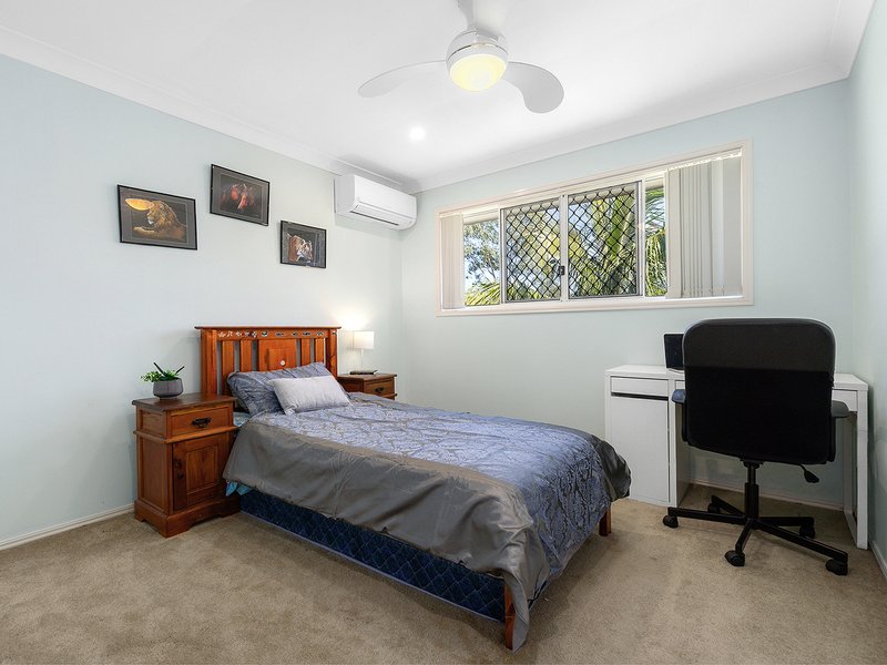 Photo - 1 Bangalow Street, Bridgeman Downs QLD 4035 - Image 13