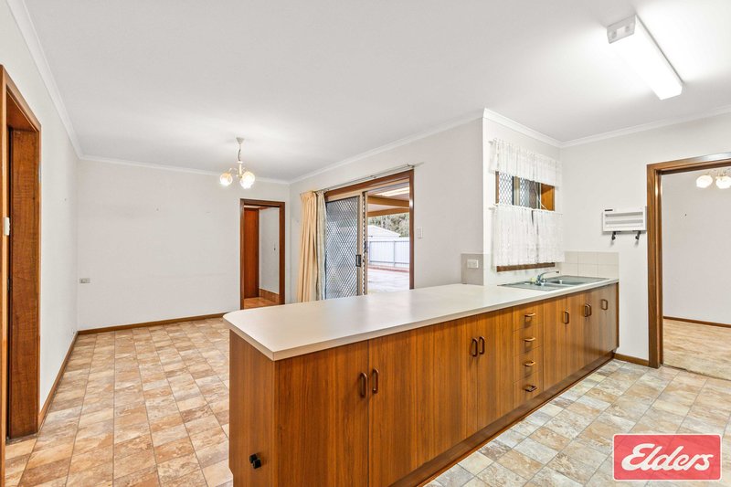 Photo - 1 Barber Street, Willaston SA 5118 - Image 13
