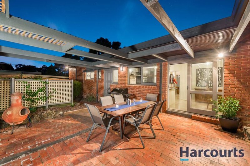 Photo - 1 Barrington Court, Wantirna VIC 3152 - Image 8