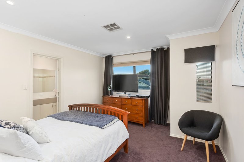 Photo - 1 Barry Street , Henley Beach SA 5022 - Image 3