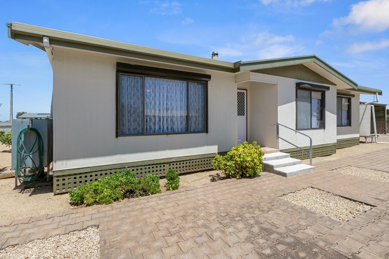 1 Barton Road, Tiddy Widdy Beach SA 5571