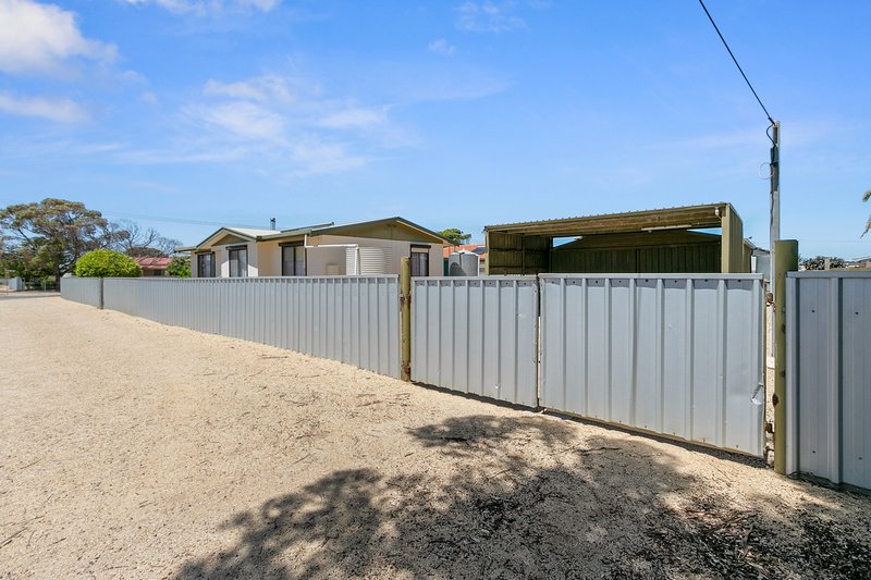 Photo - 1 Barton Road, Tiddy Widdy Beach SA 5571 - Image 12