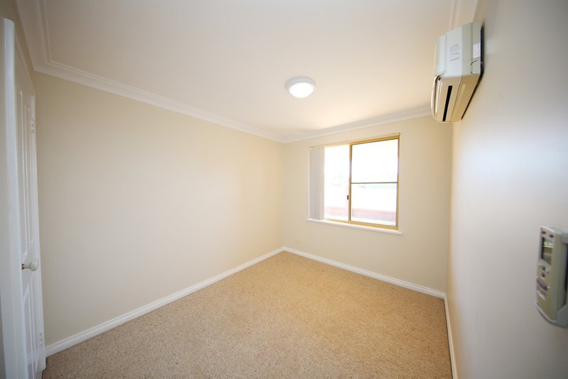 Photo - 1 Baseden Way, Nickol WA 6714 - Image 7